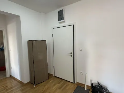 Rent, one bedroom apartment, 42m², Zabjelo, Podgorica - image 2