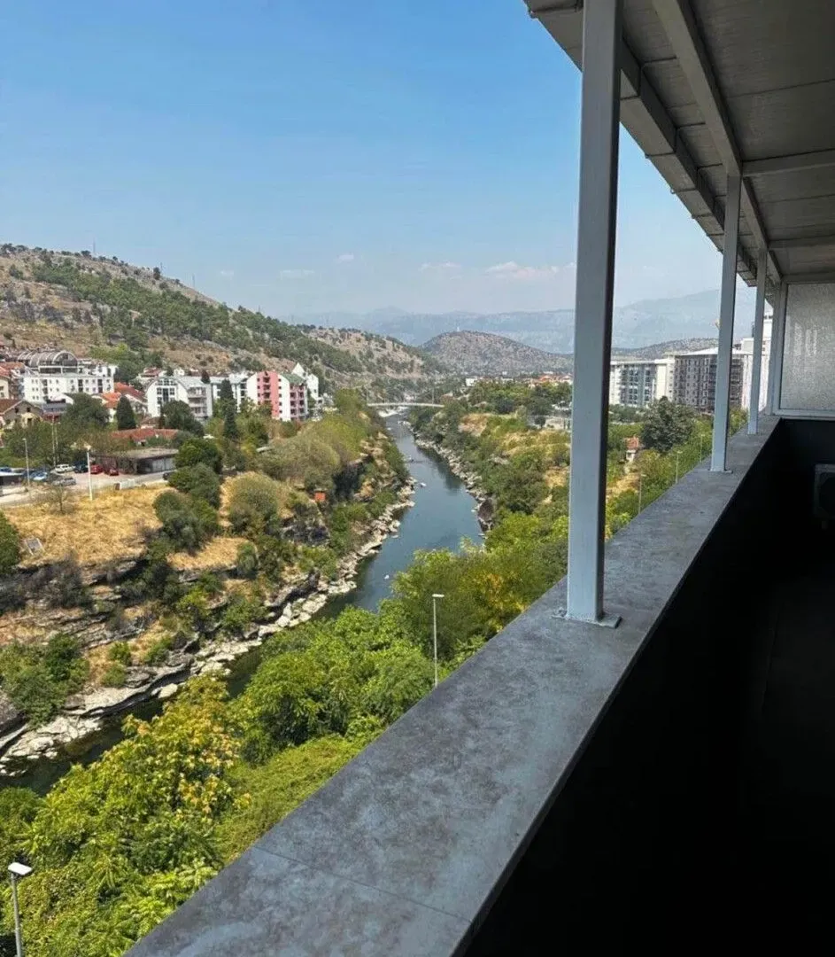 Izdavanje, stan, 60m², Vezirov Most, Podgorica