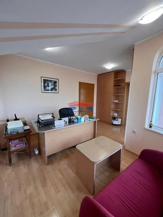 Rent, office space, 180m², Rumenka, Novi Sad Sve Podlokacije