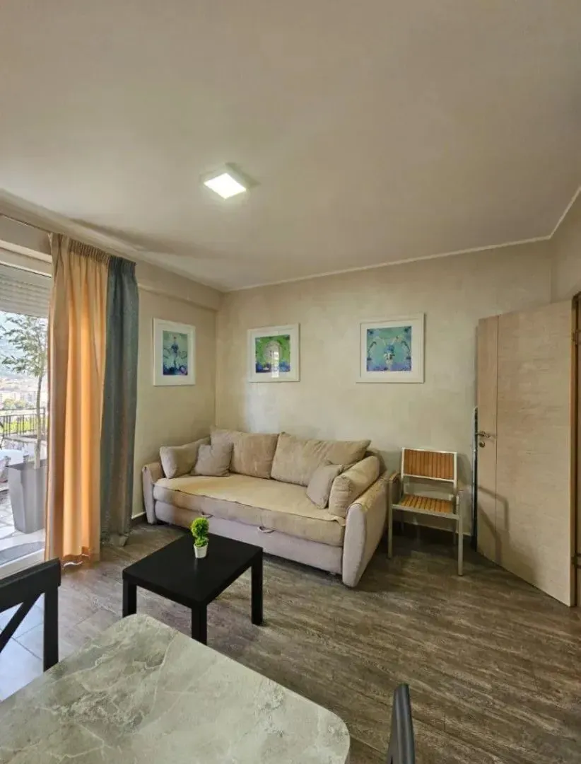 Rent, one bedroom apartment, 60m², Budva, Crna Gora