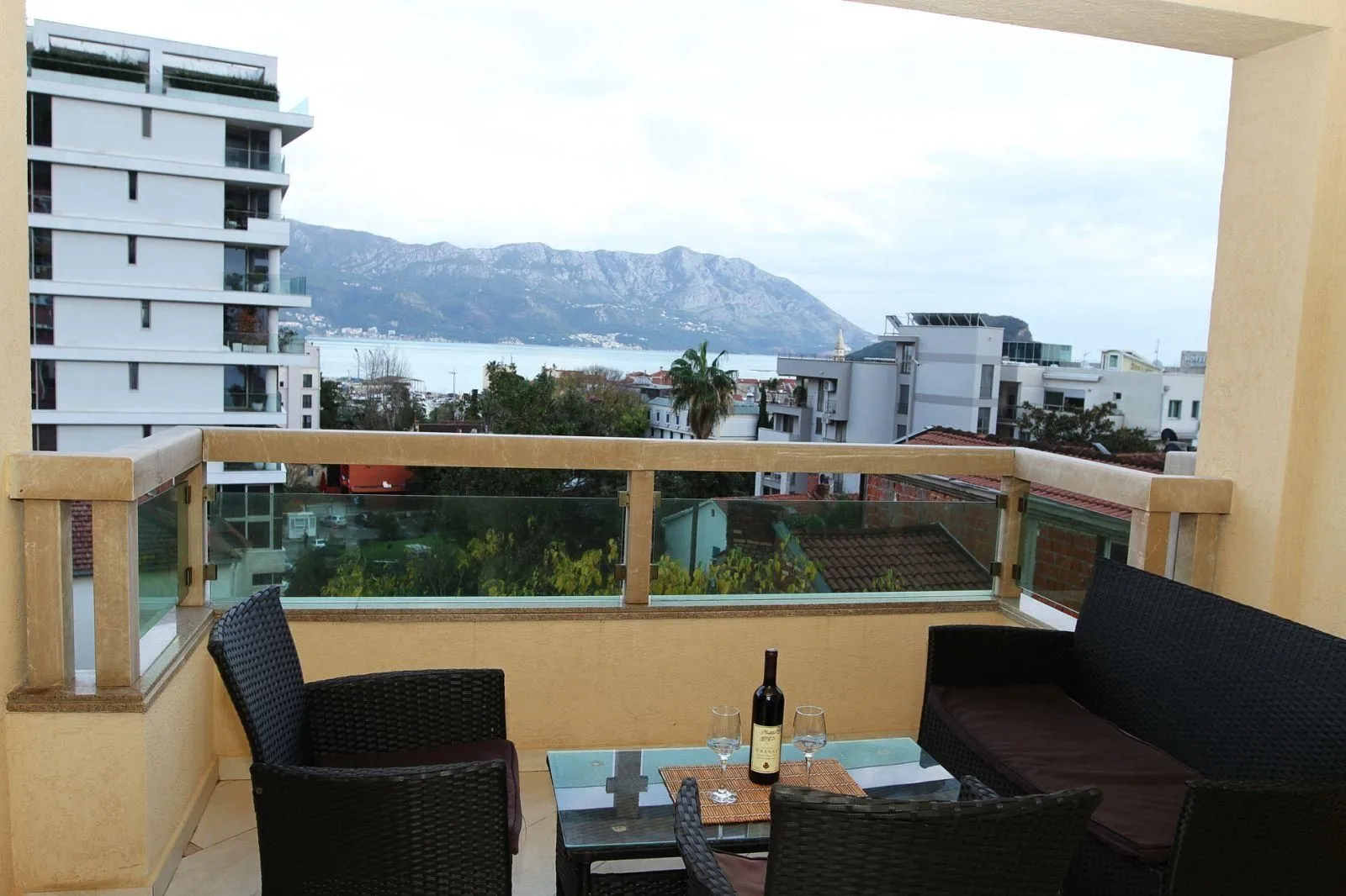 Rent, two bedroom apartment, 70m², Budva, Crna Gora