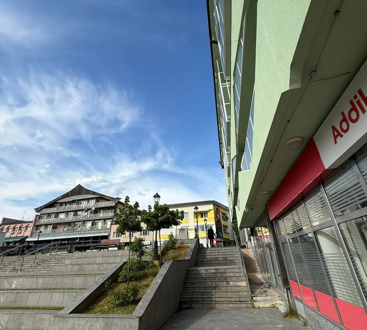 Rent, office space, 88m², Pljevlja, Crna Gora