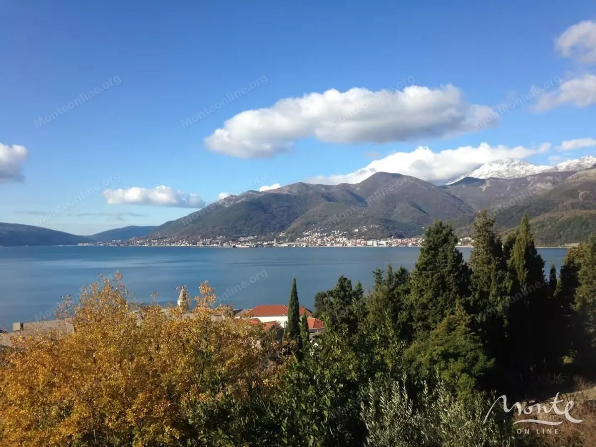Prodaja, dvosoban stan, 110m², Donja Lastva, Tivat