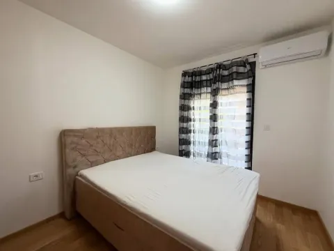 Izdavanje, dvosoban stan, 55m², City Kvart, Podgorica - image 7