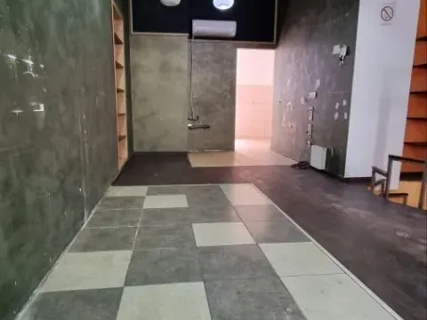 Izdavanje, poslovni prostor, 86m², Sarajevska, Beograd - image 7
