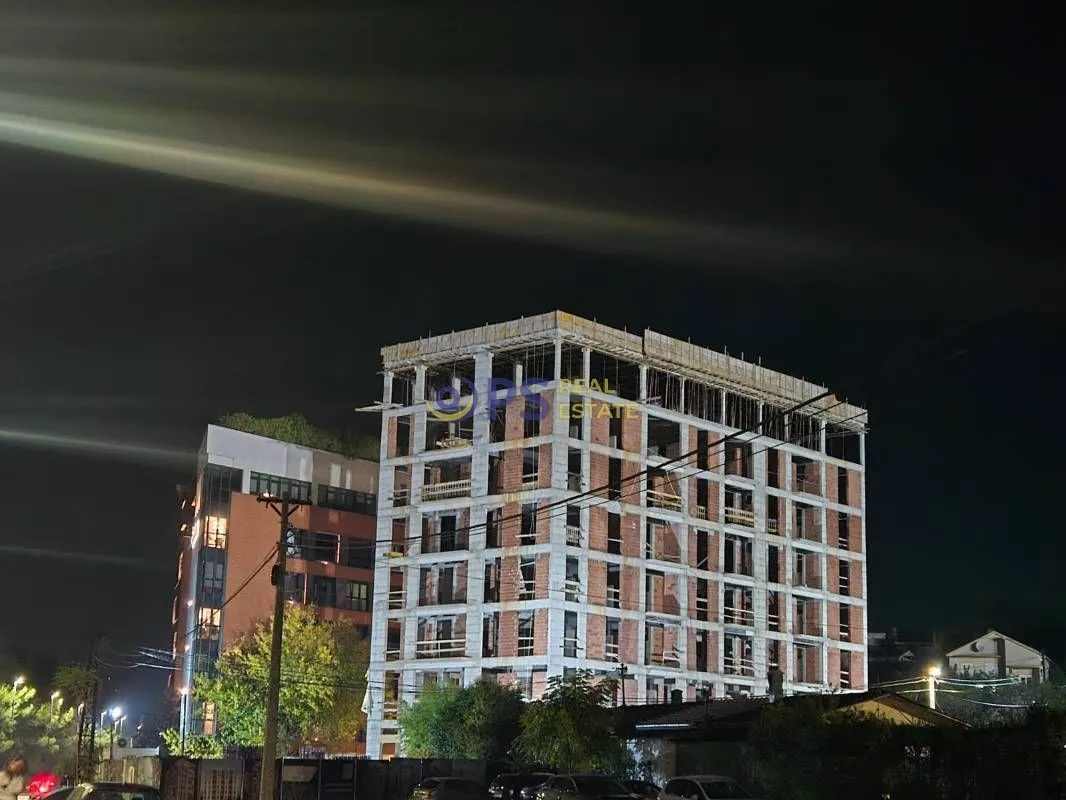 Prodaja, dvosoban stan, 87m², Podgorica, Crna Gora