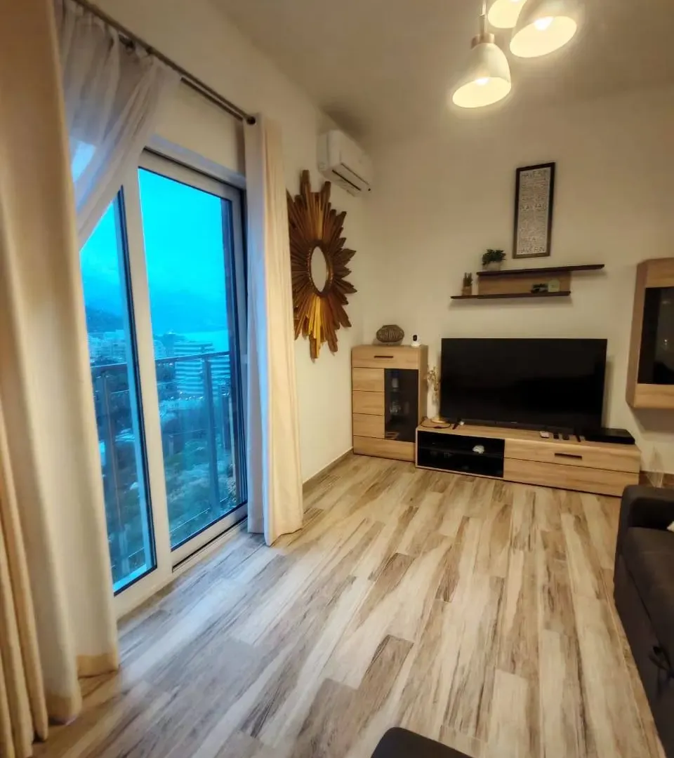 Sale, one bedroom apartment, 35m², Bečići, Budva