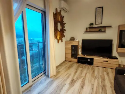 Sale, one bedroom apartment, 35m², Bečići, Budva - image 7