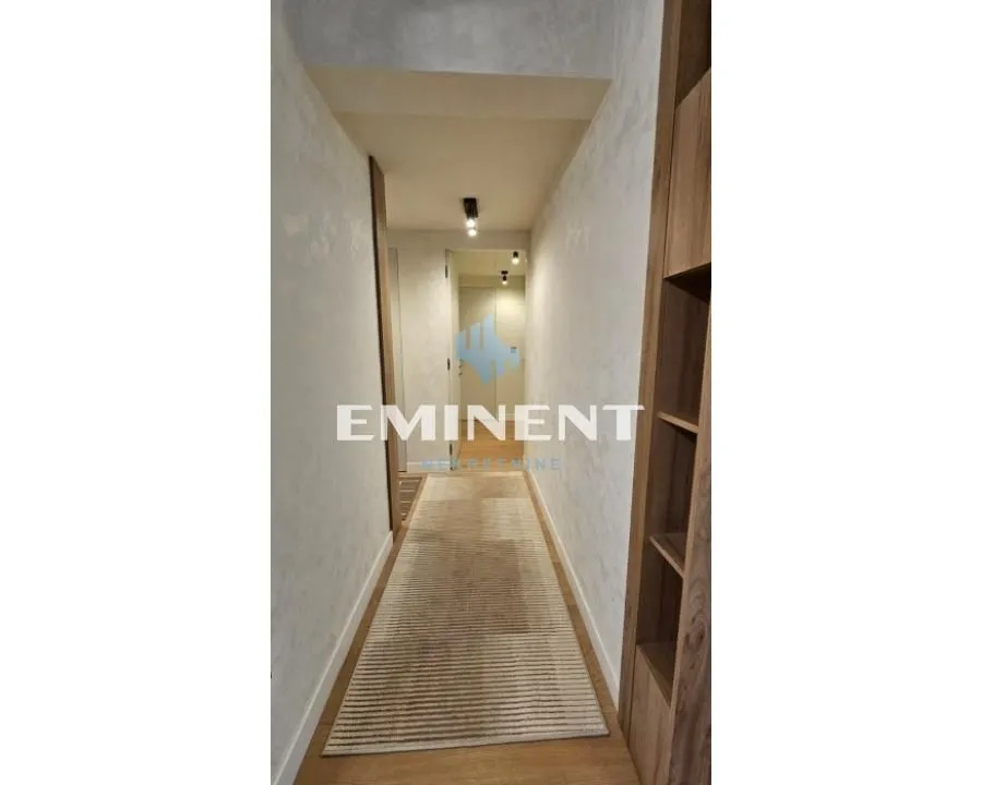 Prodaja, trosoban stan, 76m², Novi Beograd Blok 65, Novi Beograd Sve Podlokacije