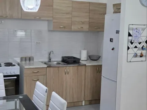 Izdavanje, jednosoban stan, 45m², City Kvart, Podgorica - image 8