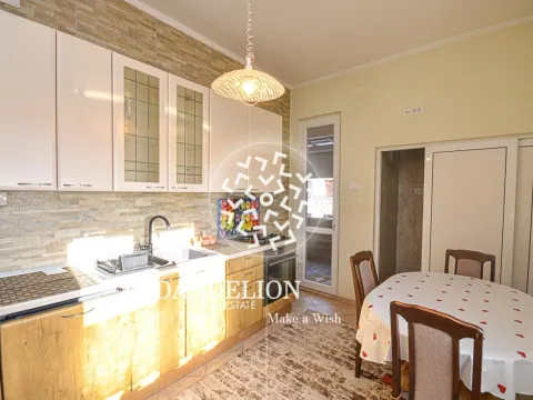 Izdavanje, dvosoban stan, 90m², Centar, Podgorica - image 9