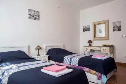 Prodaja, kuća, 235m², Kostanjica, Kotor