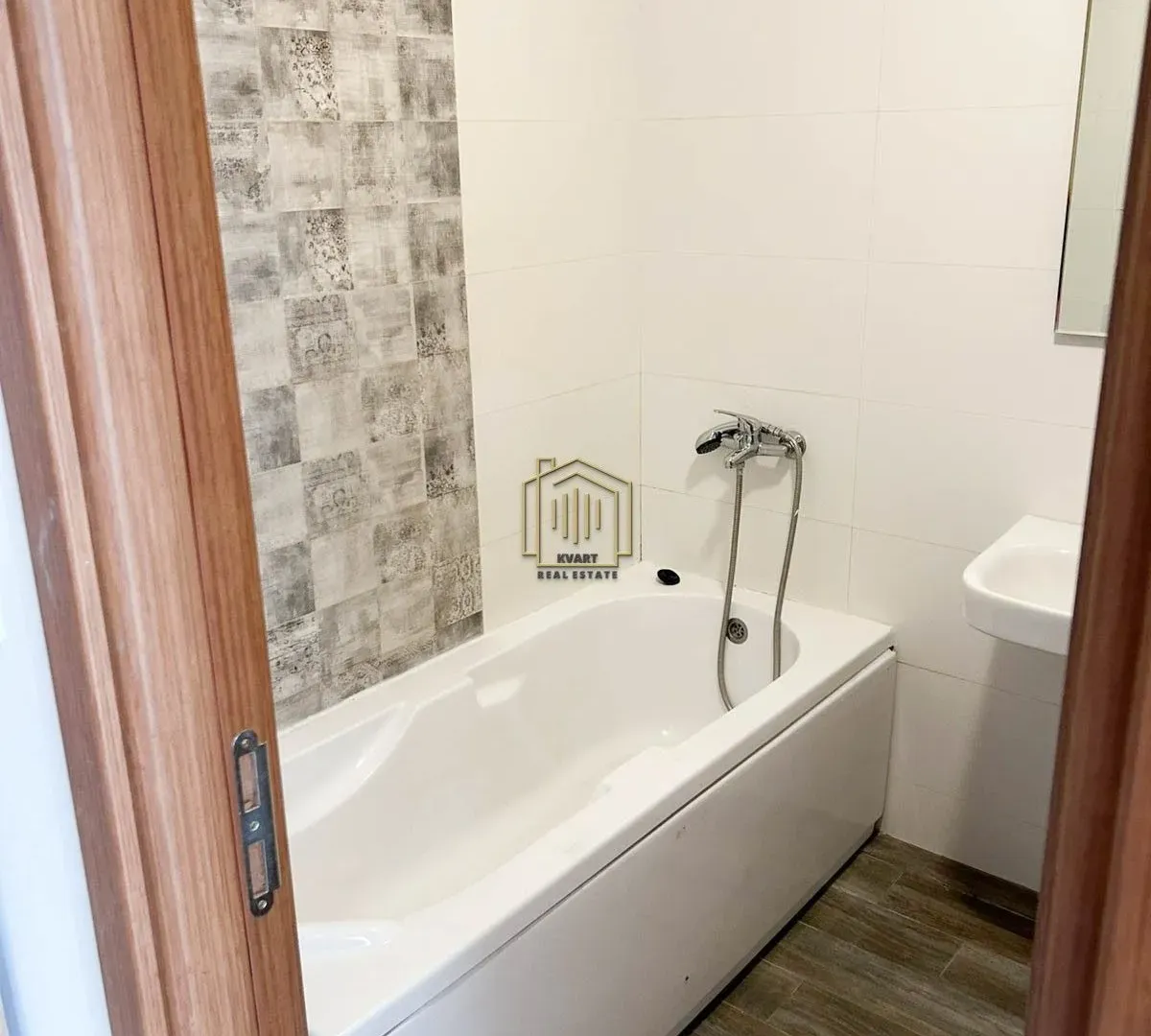 Rent, two bedroom apartment, 65m², Stari Aerodrom, Podgorica