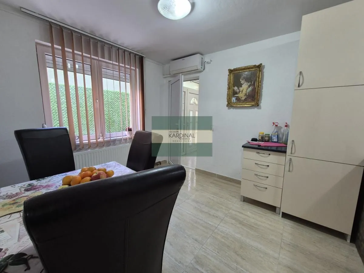 Sale, house, 181m², Kajsijar, Jagodina