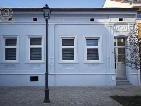 Rent, office space, 275m², Stari grad, Novi Sad - image 16