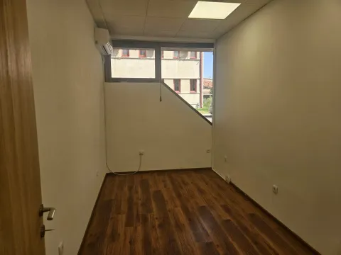 Sale, office space, 191m², Ljubović, Podgorica - image 6