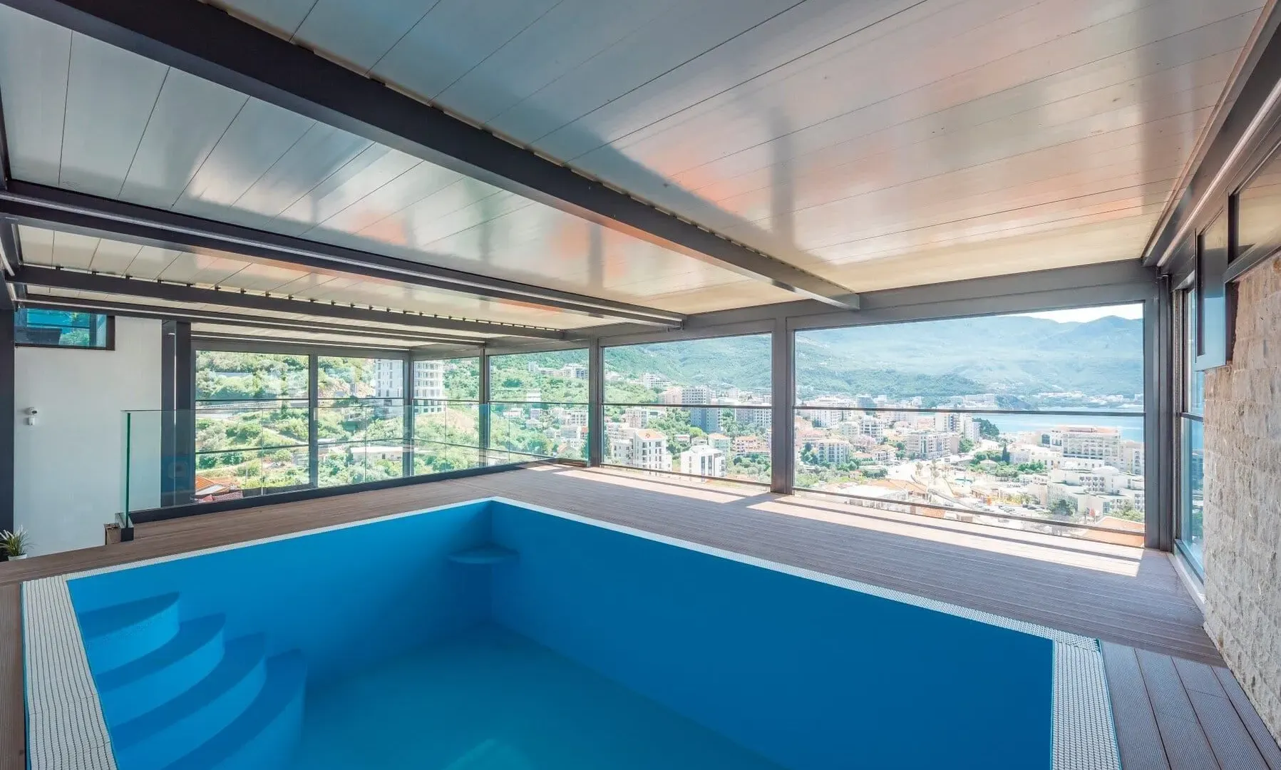 Sale, apartment, 300m², Bečići, Budva