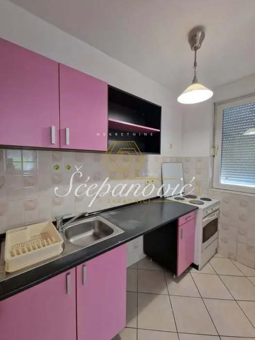 Sale, three bedroom apartment, 63m², Rotkvarija, Novi Sad Sve Podlokacije