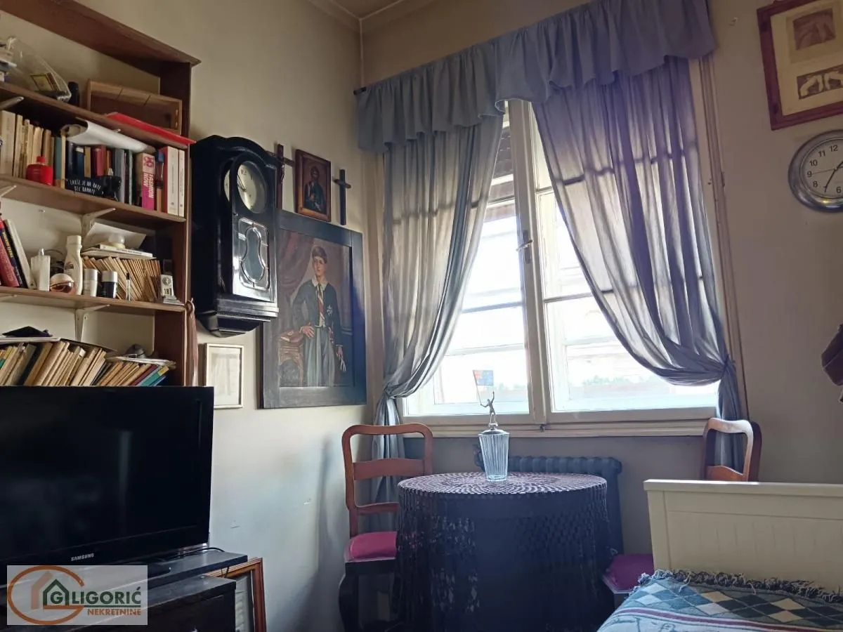 Prodaja, trosoban stan, 90m², Stari Grad, Beograd