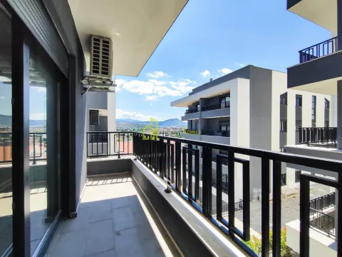 Izdavanje, jednosoban stan, 45m², Gorica C, Podgorica - image 4