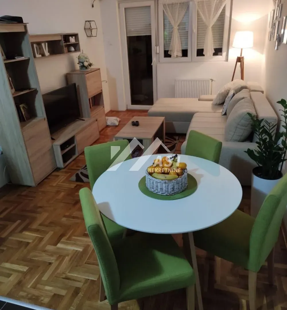 Izdavanje, trosoban stan, 65m², Bulevar Evrope, Novi Sad Sve Podlokacije