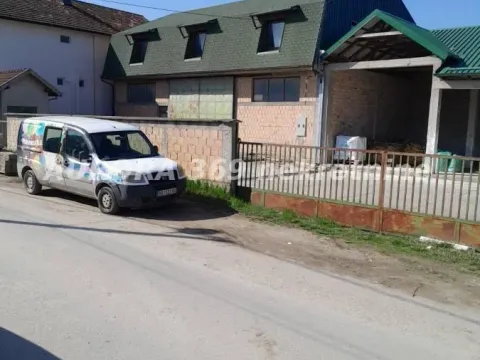 Poslovni prostor in Veternik