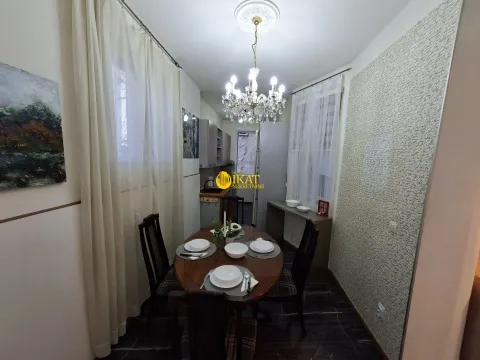 Izdavanje, dvosoban stan, 75m², Slavija, Vračar Sve Podlokacije - image 5