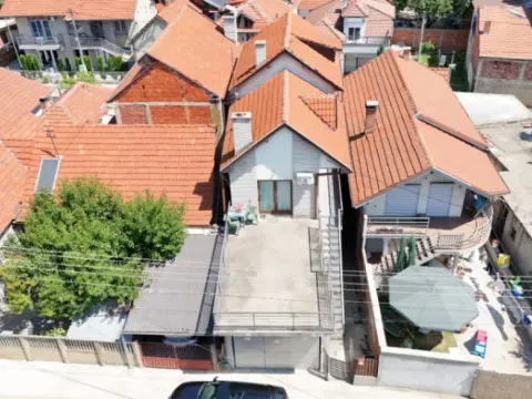 Sale, house, 250m², Radničko naselje, Leskovac