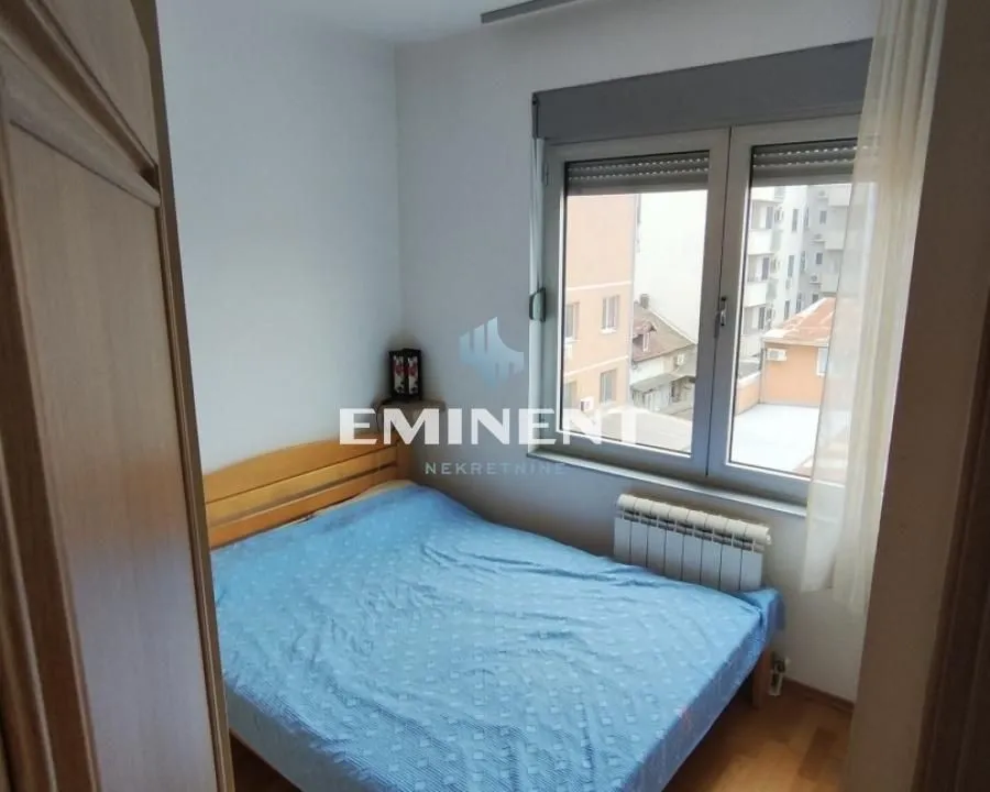 Rent, two bedroom apartment, 45m², Gundulićev Venac, Beograd
