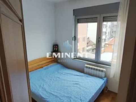 Rent, two bedroom apartment, 45m², Gundulićev Venac, Beograd - image 5