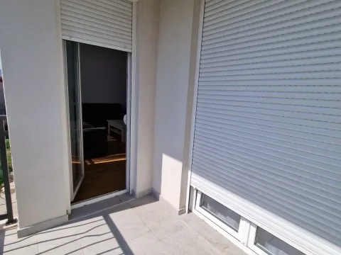 Prodaja, dvosoban stan, 70m², City Kvart, Podgorica - image 12