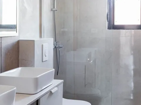 Prodaja, trosoban stan, 82m², Tivat, Crna Gora - image 14