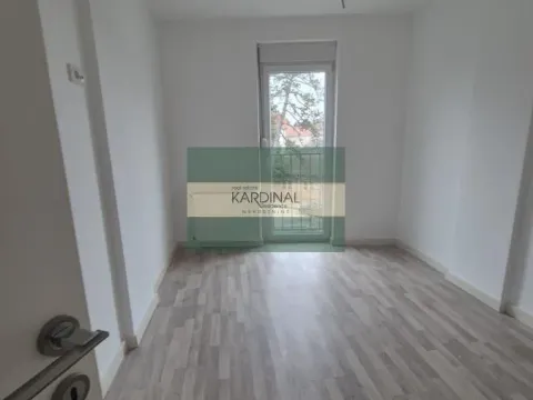 Izdavanje, četvorosoban stan, 97m², Centar, Paraćin - image 10