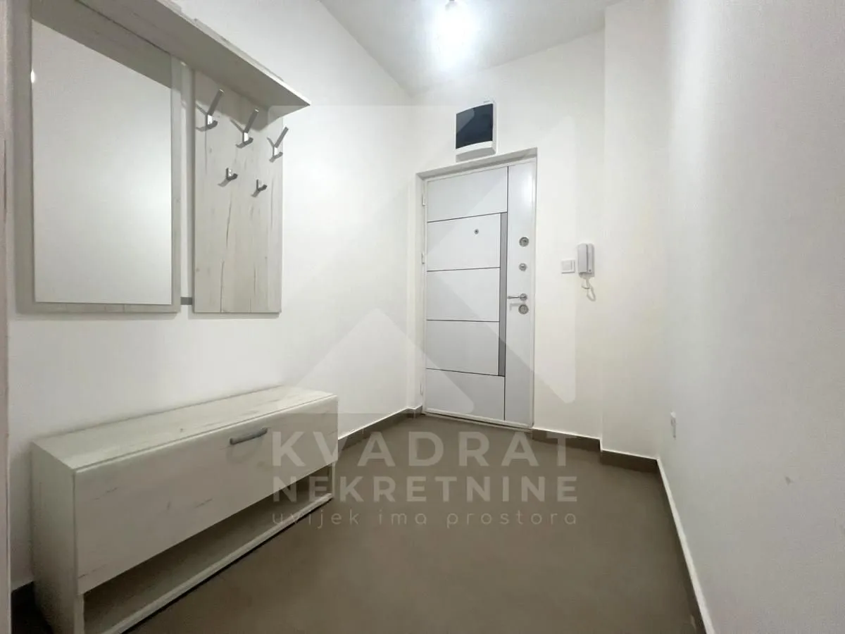 Rent, one bedroom apartment, 56m², 1 maj, Podgorica