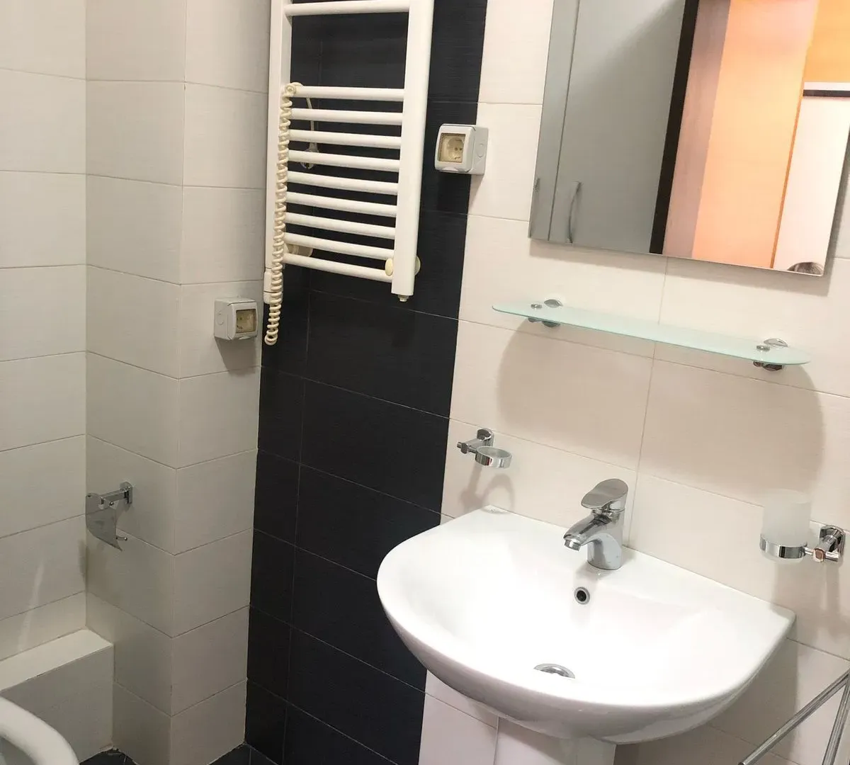 Prodaja, jednosoban stan, 44m², Stari Aerodrom, Podgorica