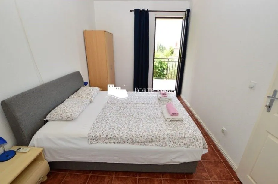 Prodaja, dvosoban stan, 90m², Kumbor, Herceg Novi