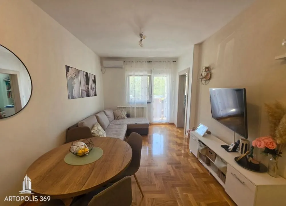 Prodaja, dvosoban stan, 44m², Ledine, Beograd