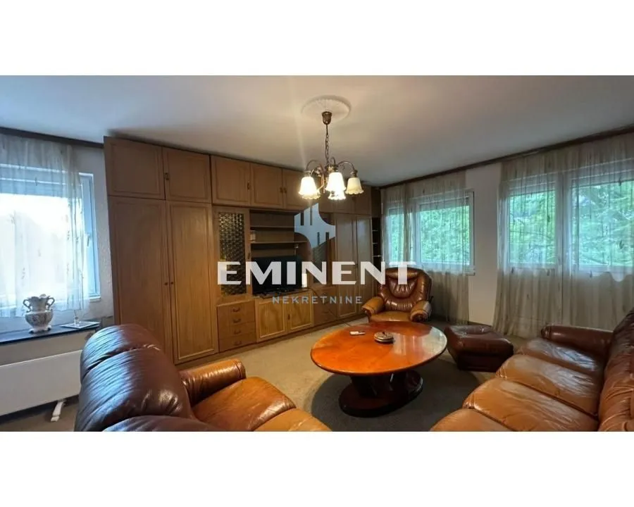 Izdavanje, trosoban stan, 67m², Železnik, Beograd