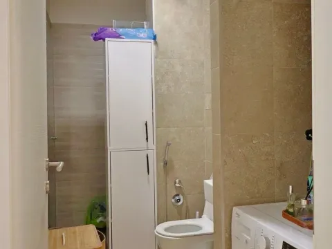 Izdavanje, dvosoban stan, 86m², Dobrota, Kotor - image 15