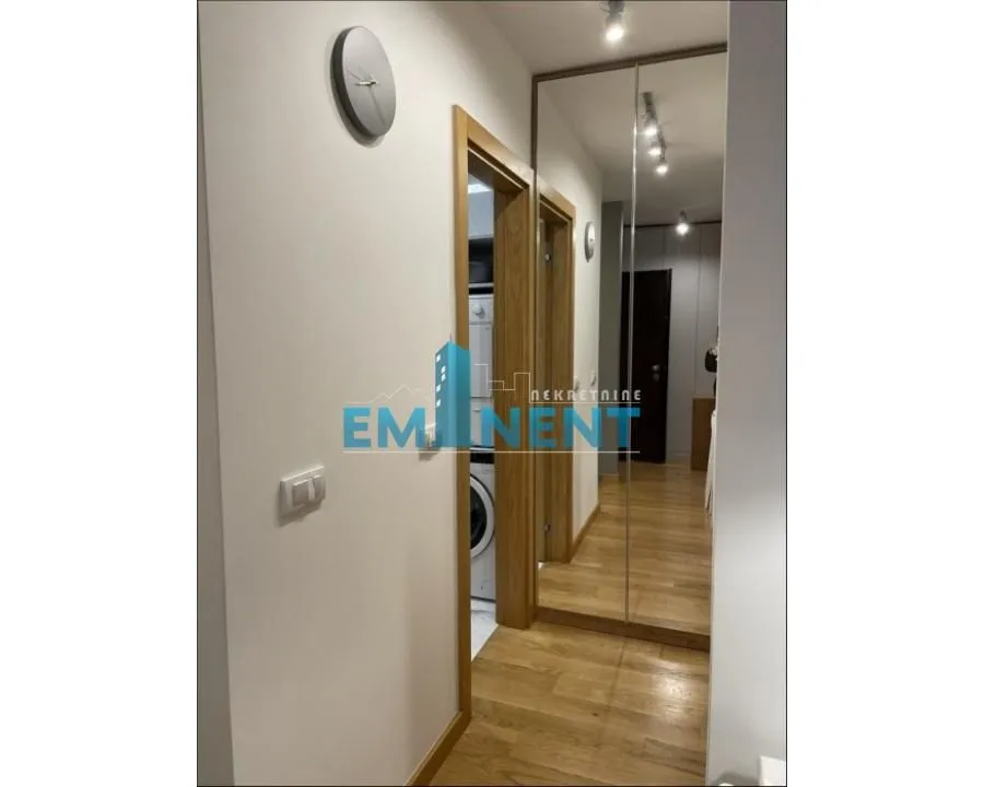 Rent, apartment, 39m², Crveni Krst, Beograd