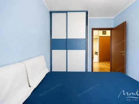 Prodaja, jednosoban stan, 50m², City Kvart, Podgorica - image 4