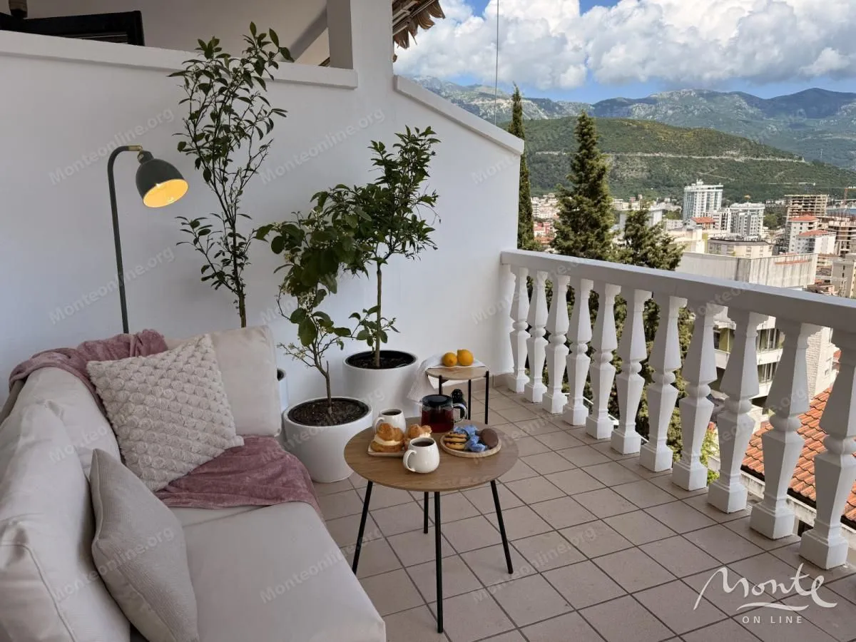 Sale, two bedroom apartment, 68m², Babin Do, Budva