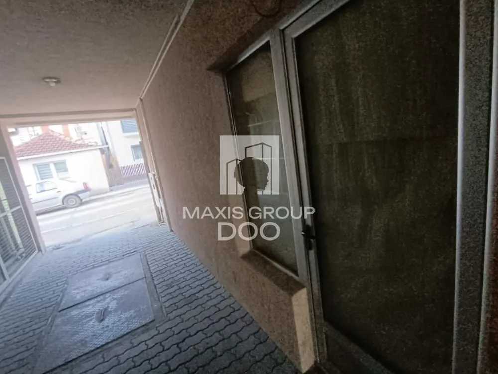 Prodaja, poslovni prostor, 26m², Centar, Kragujevac