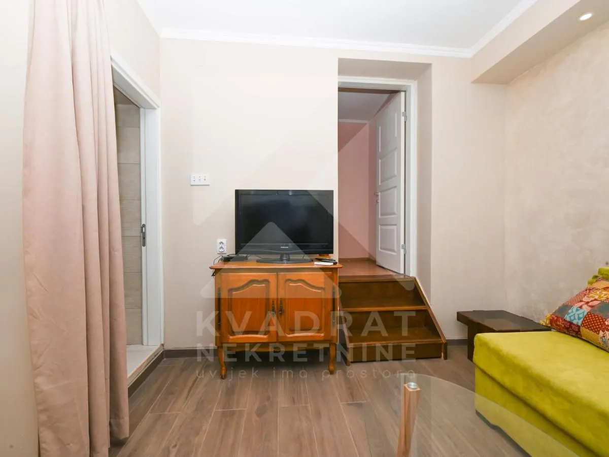 Rent, one bedroom apartment, 30m², Centar, Podgorica