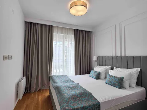 Rent, one bedroom apartment, 55m², Bečići, Budva - image 7