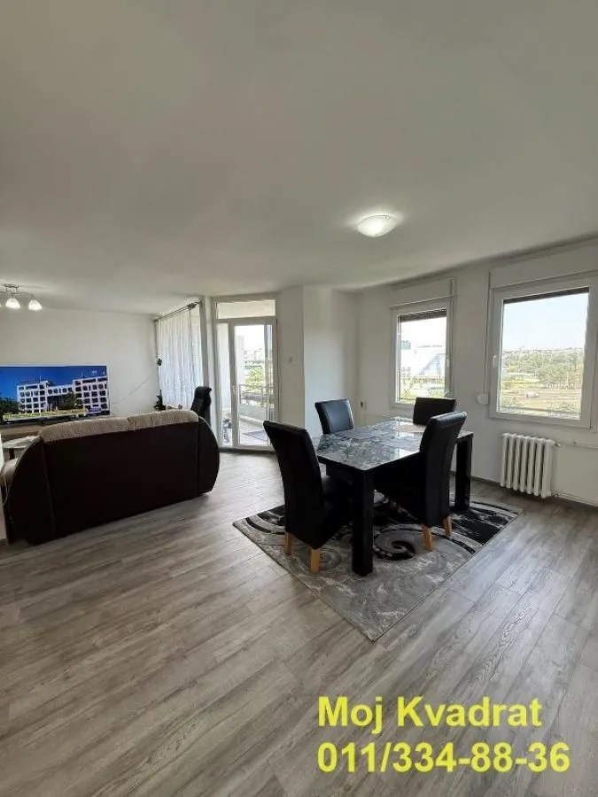 Izdavanje, trosoban stan, 89m², Novi Beograd Blok 19, Novi Beograd Sve Podlokacije