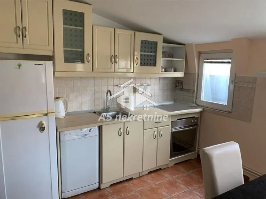 Rent, two bedroom apartment, 45m², Tašmajdan, Palilula Sve Podlokacije