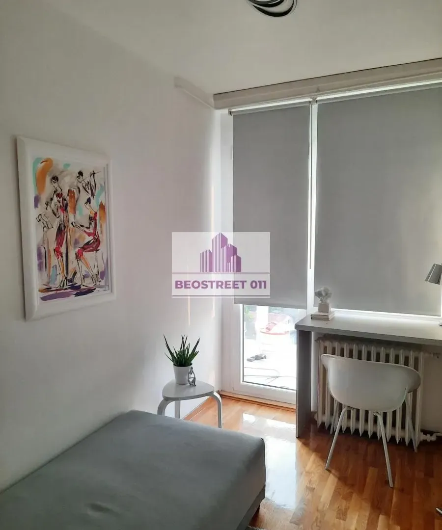 Prodaja, trosoban stan, 83m², Južni Bulevar, Vračar Sve Podlokacije