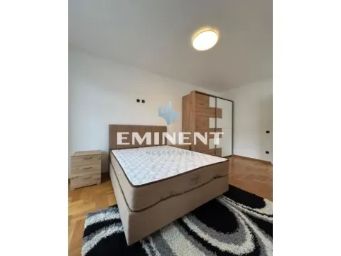 Rent, three bedroom apartment, 100m², Savski Venac, Beograd - image 14