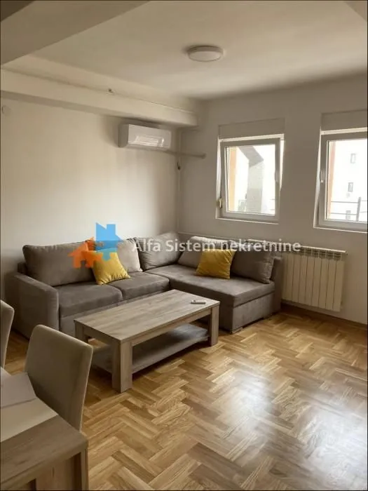 Izdavanje, dvosoban stan, 78m², Lion, Zvezdara Sve Podlokacije